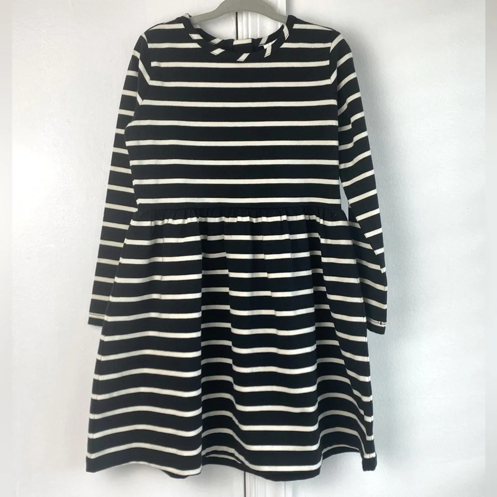 Hanna Andersson Elisabethstripped BLK and white sz 5 long sleeve Dress